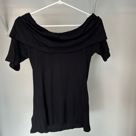 Michael Kors Black Ribbed Top - Picture 2 of 4